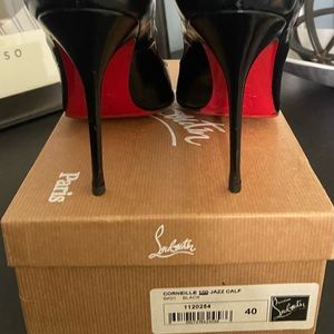 Christian Louboutin Sz 40 black leather shoe